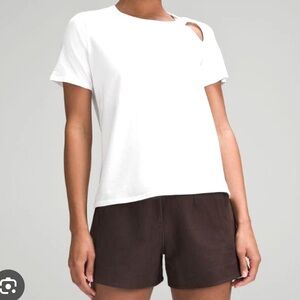 Lululemon shoulder twist tshirt short sleeve white M fit activewear